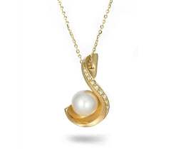 Modern 9-10mm White South Sea Pearl and Diamond Pendant